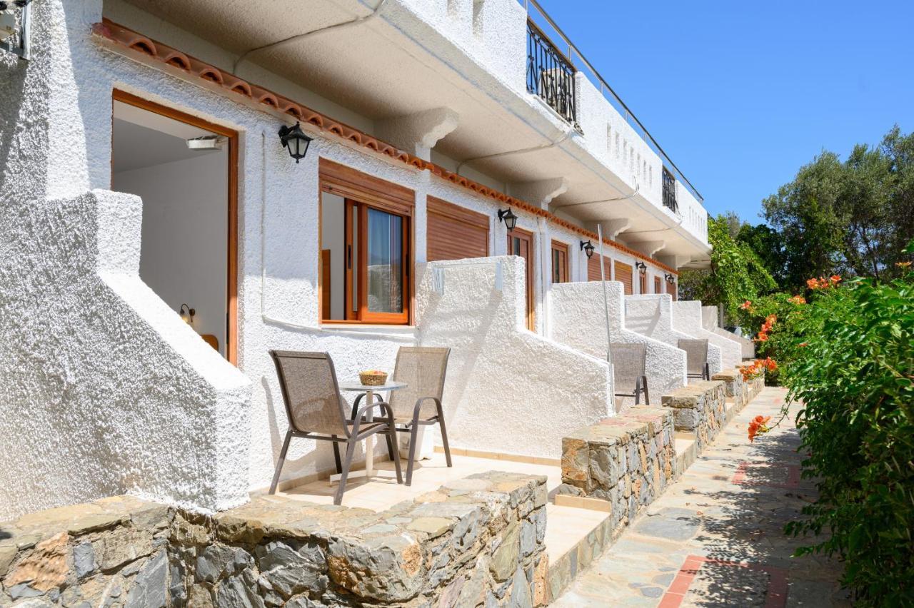 Adonis Hotel Agia Galini Екстериор снимка
