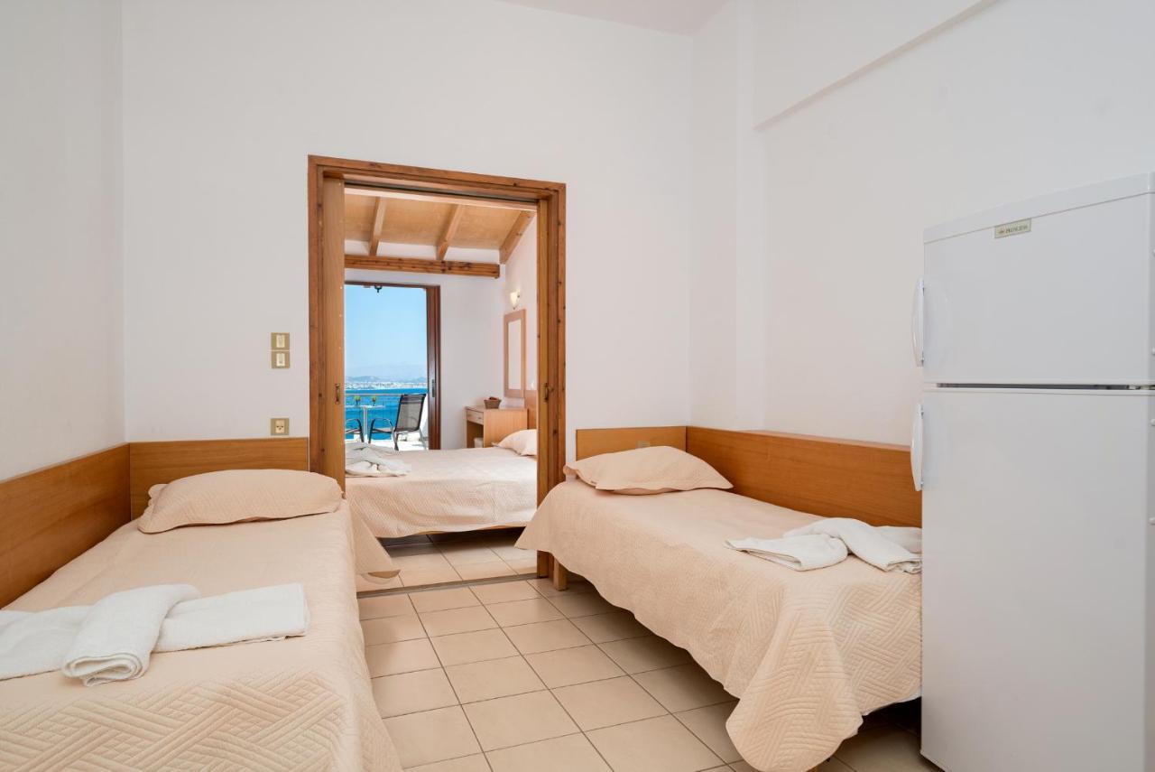 Adonis Hotel Agia Galini Екстериор снимка