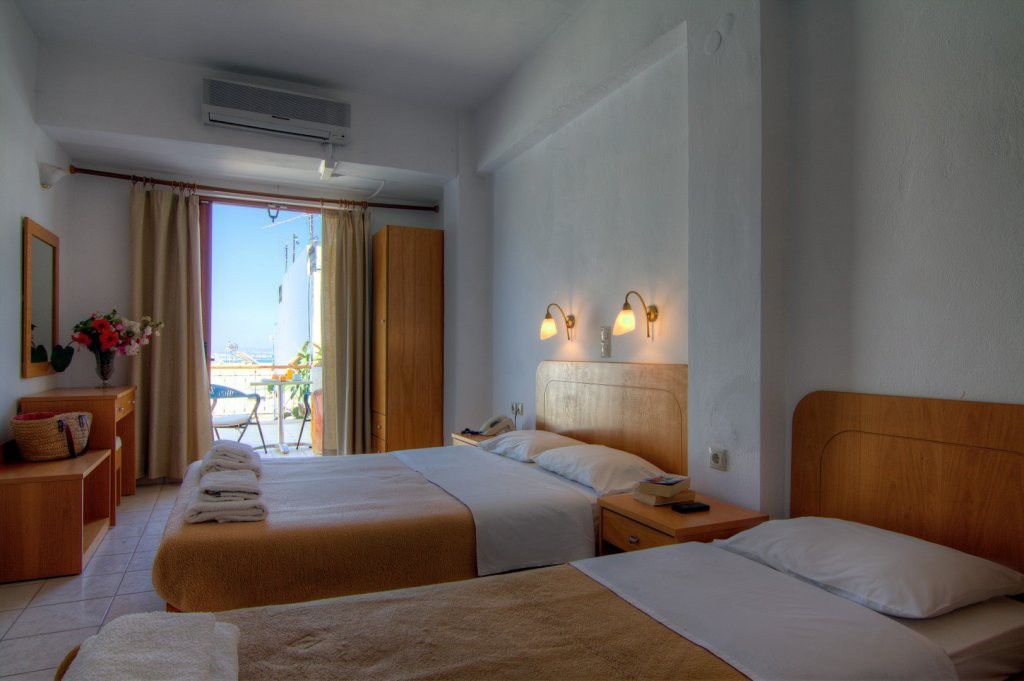 Adonis Hotel Agia Galini Екстериор снимка